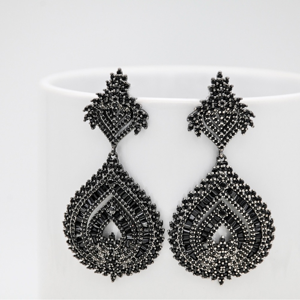 Elegant Black Zircon Chandelier Earrings Stunning Black Stone Statement Jewelry
